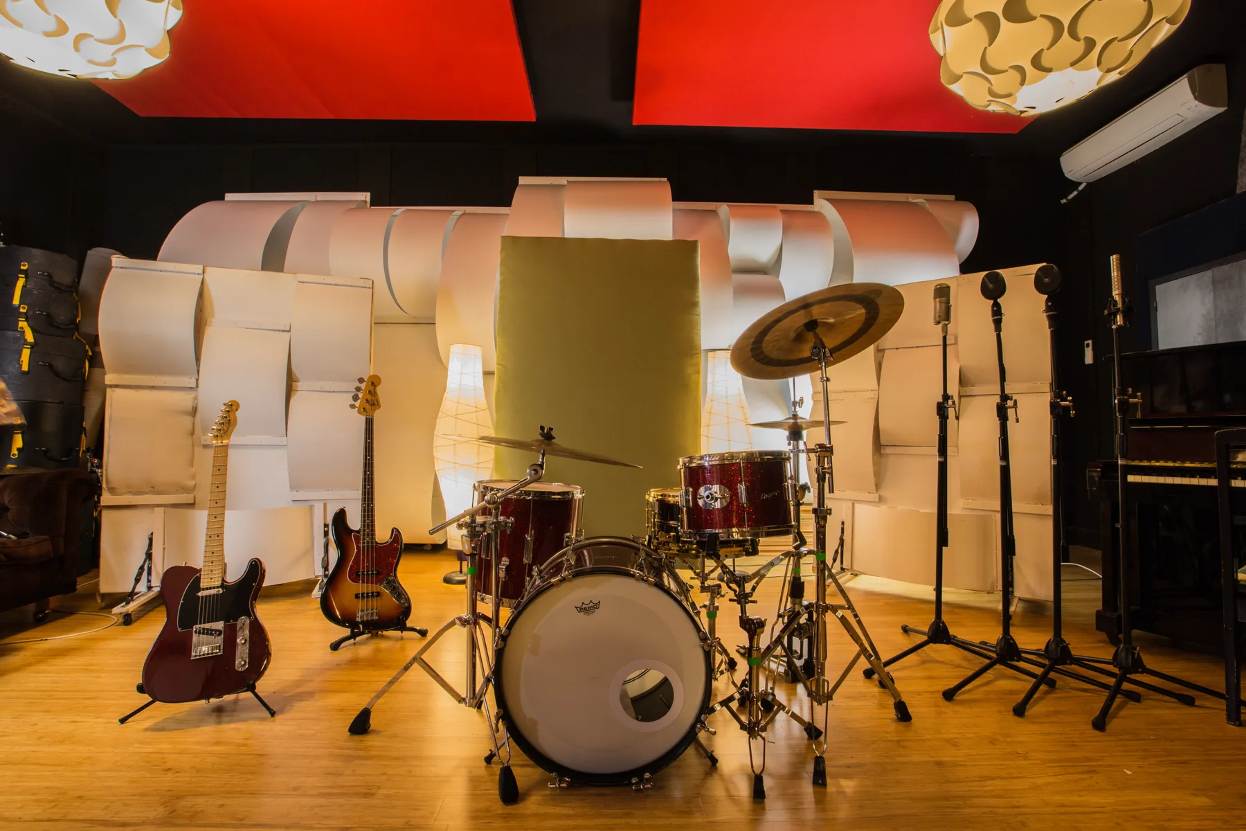 Live recording room